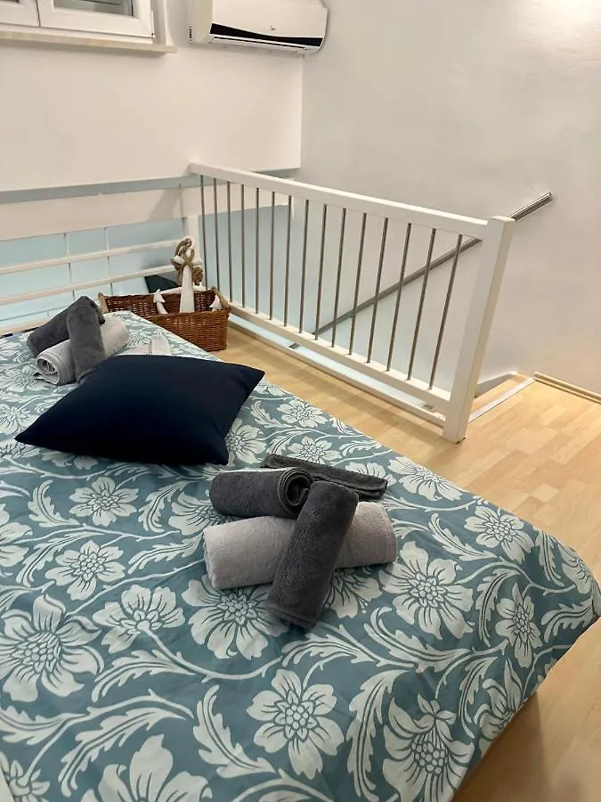 Апартаменты Tanis Ocean Loft Мартиншчица
